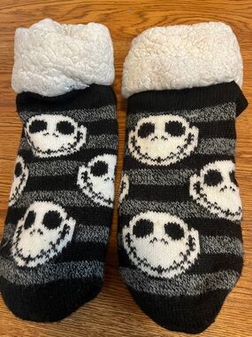 Cozy Jack Skellington Pattern Sherpa-Lined Slipper Socks - Black & White
